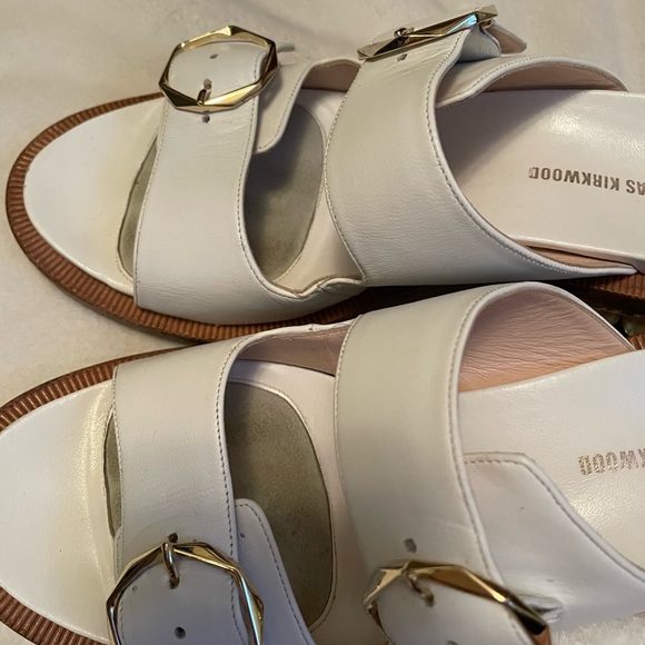 Beautiful Nicholas Kirkwood slip-on Sandals with pearl heel. Made in Italy - Picture 9 of 15